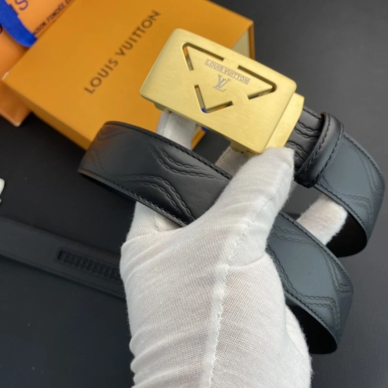 Unique Louis Vuitton Belts 300409