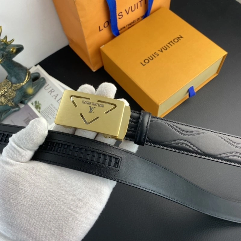 Unique Louis Vuitton Belts 300409