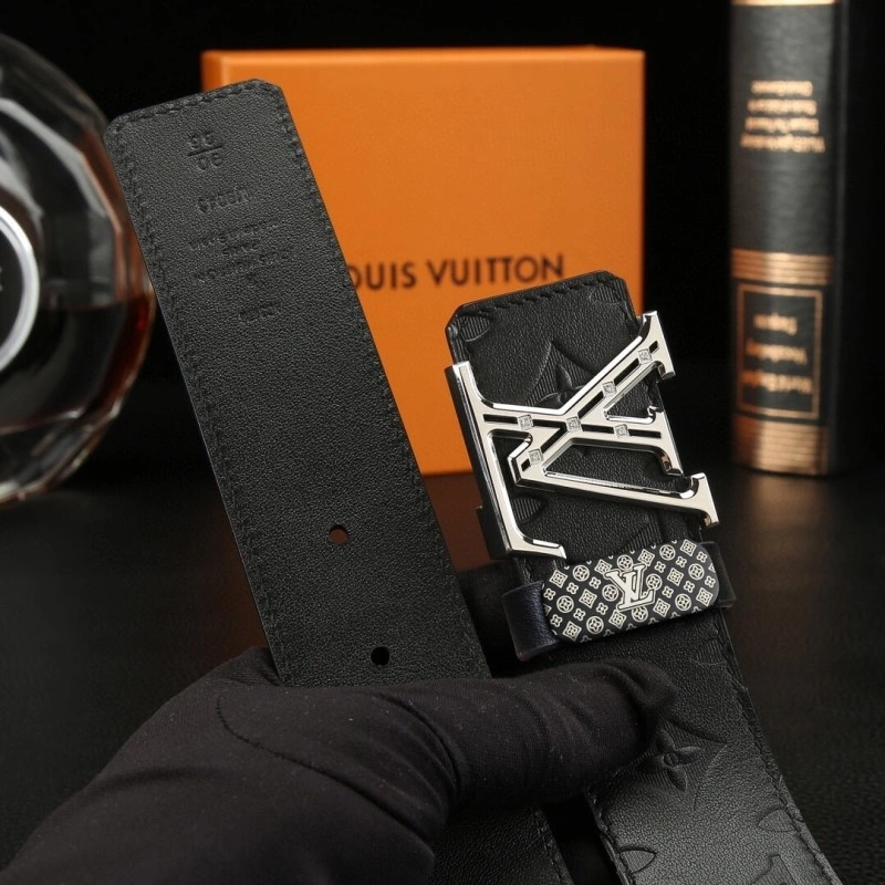 UrbanChic Louis Vuitton Belts 300414