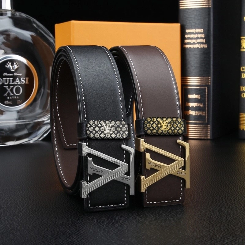 Lightweight Louis Vuitton Belts 300407