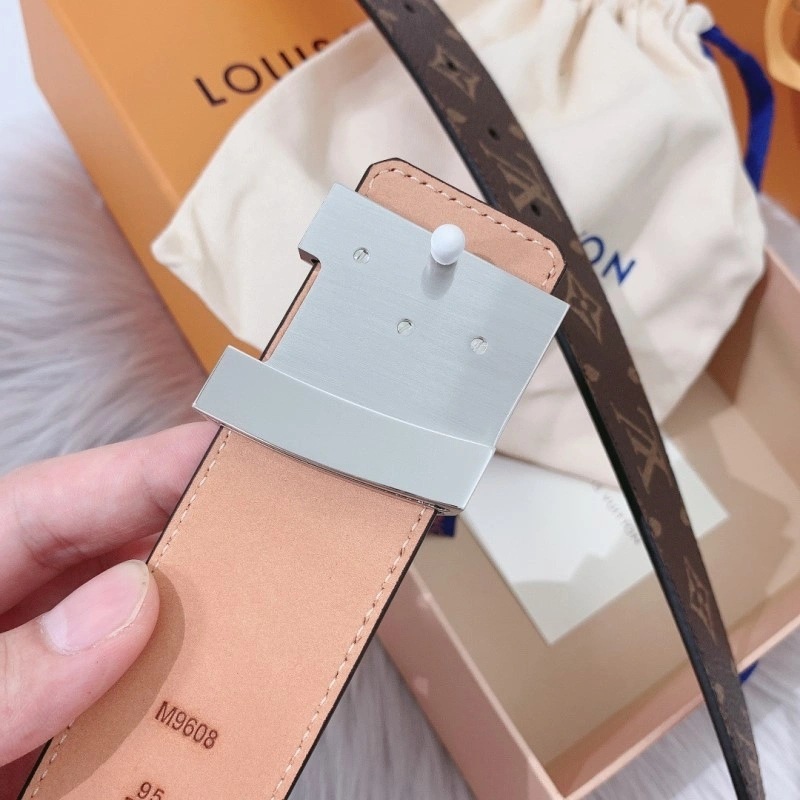 Louis Vuitton Belts Durable 300422