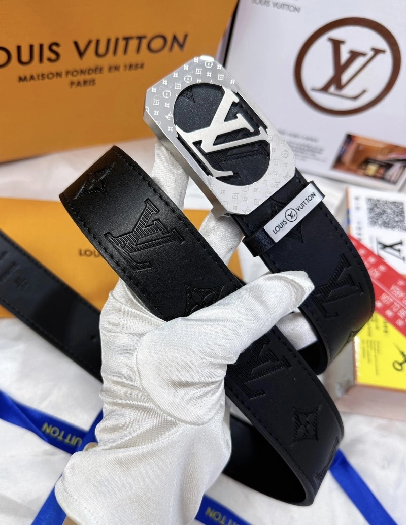 Louis Vuitton Belts OnTrend 300369