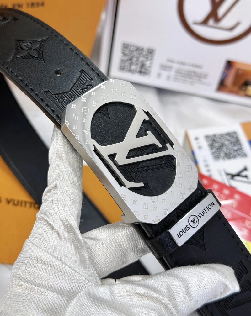 Louis Vuitton Belts OnTrend 300369