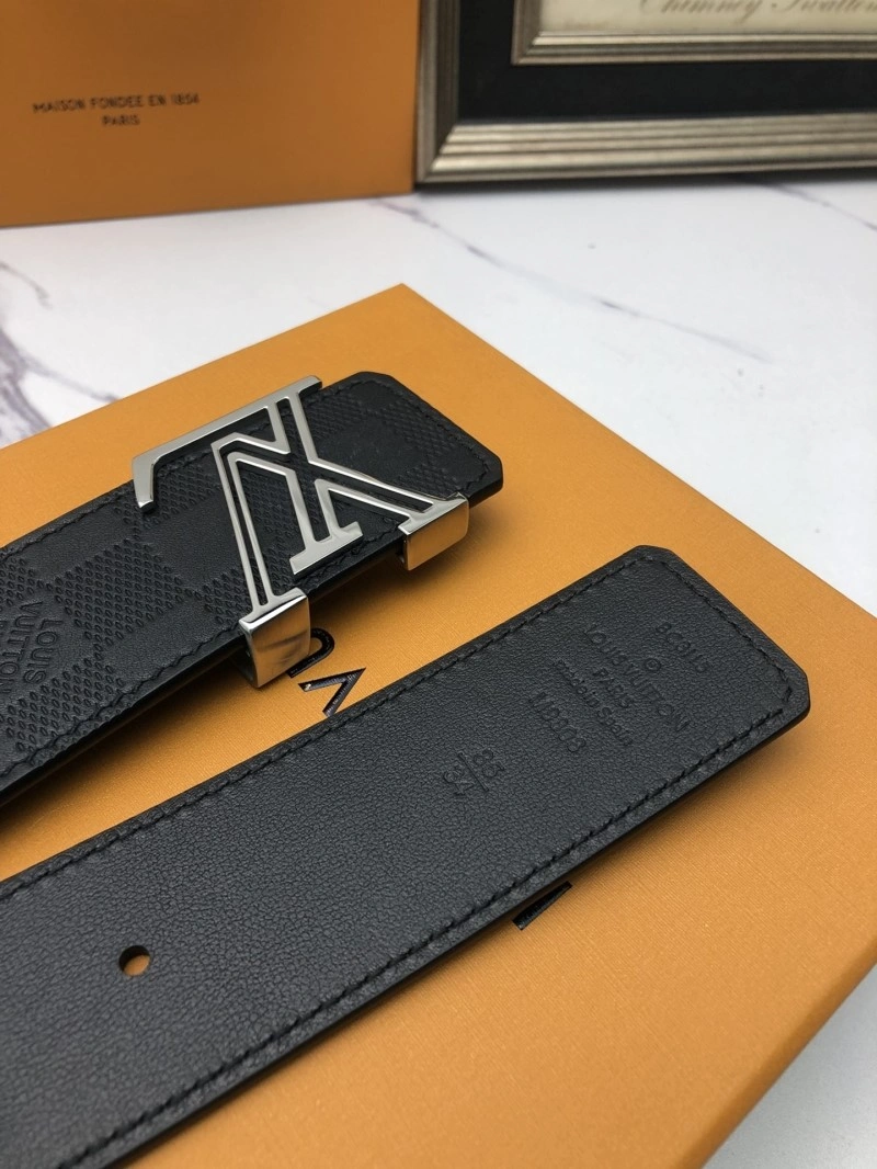 Bright Louis Vuitton Belts 300390