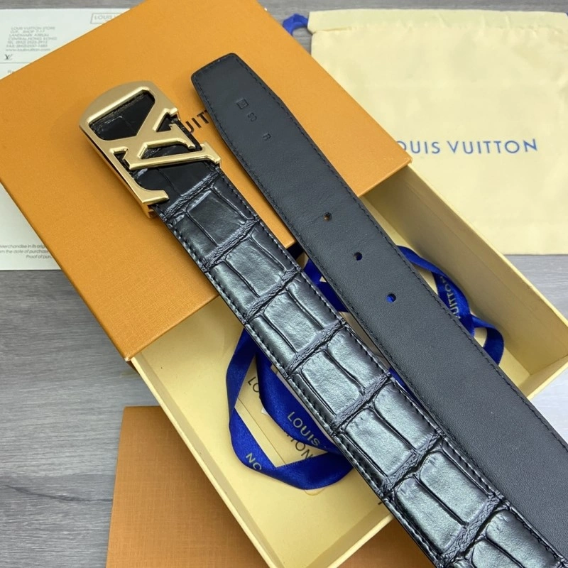 Packable Louis Vuitton Belts 300375