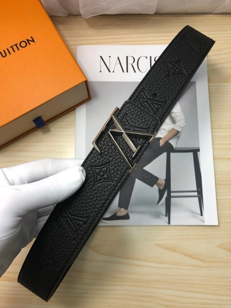 EyeCatching Louis Vuitton Belts 300382