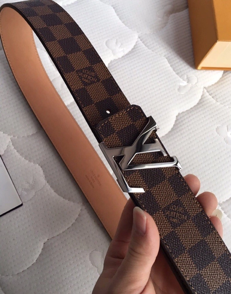 Affordable Louis Vuitton Belts 300360