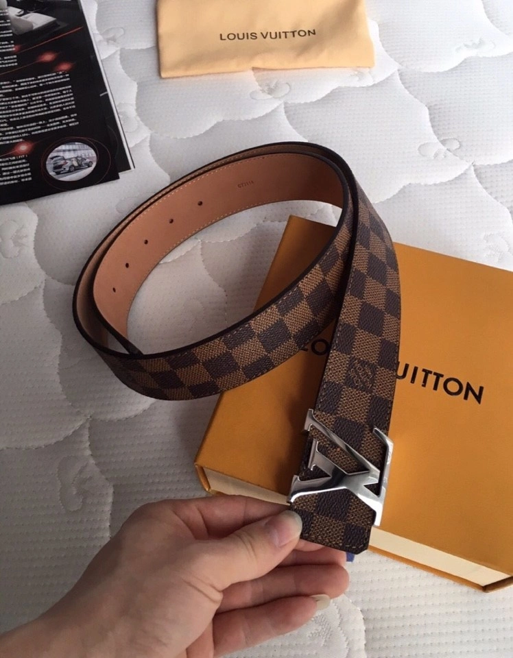 Affordable Louis Vuitton Belts 300360