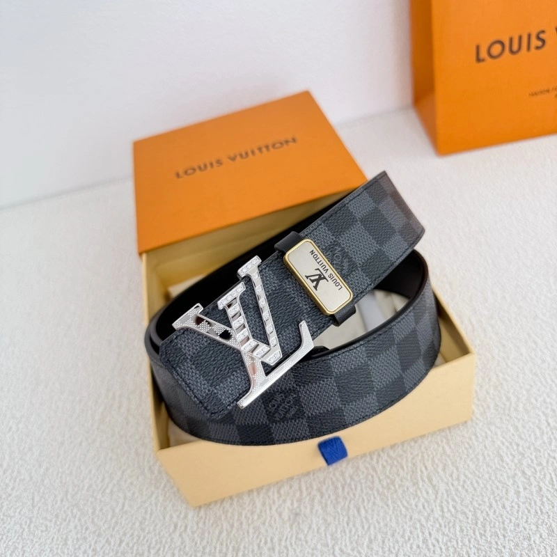 Elegant Louis Vuitton Belts 300324