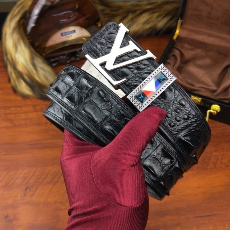 Chic Louis Vuitton Belts 300349