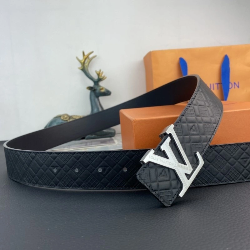 Minimalist Louis Vuitton Belts 300350