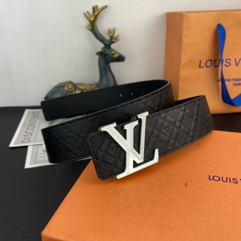 Minimalist Louis Vuitton Belts 300350