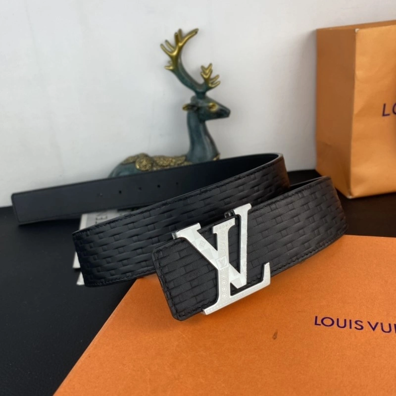Louis Vuitton Belts UrbanChic 300334