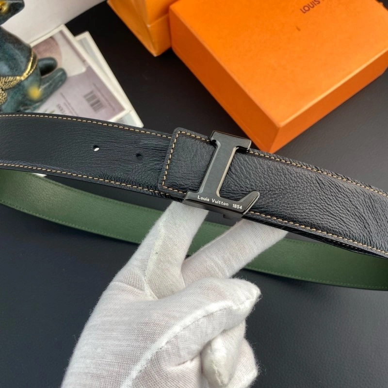 SmoothTexture Louis Vuitton Belts 300338