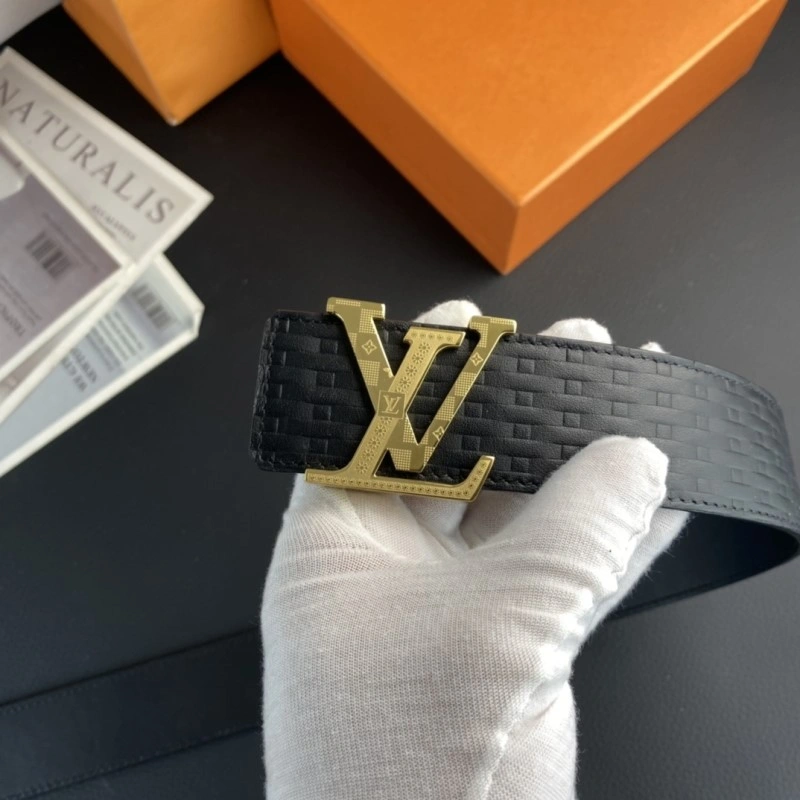 Modern Louis Vuitton Belts 300341