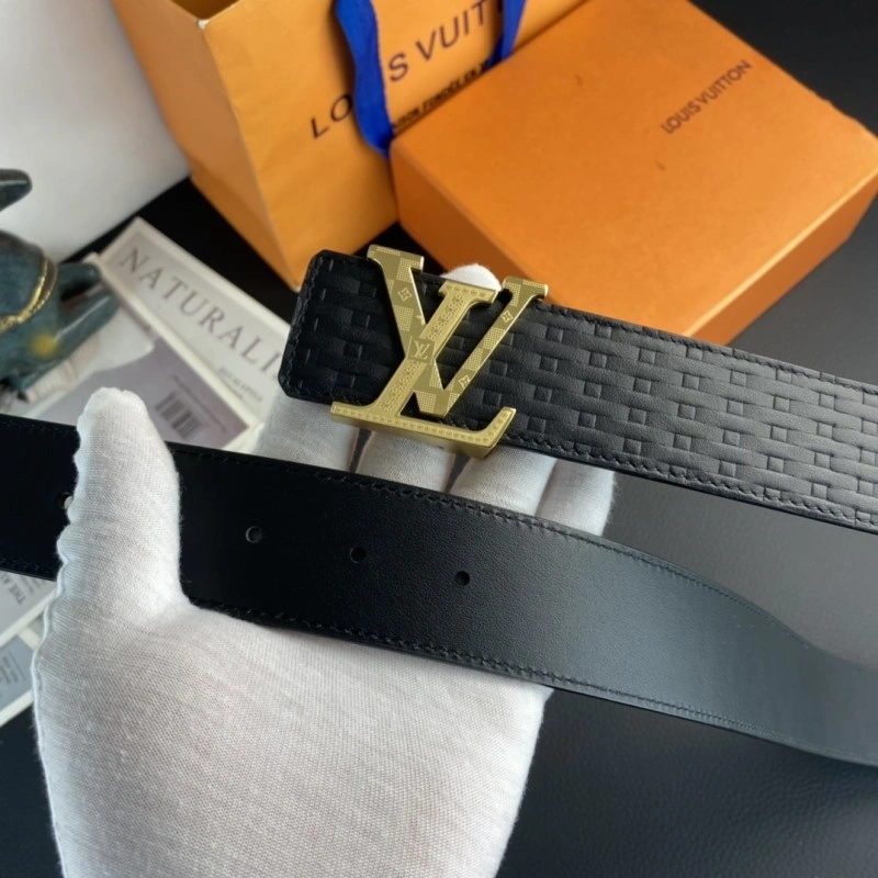 Modern Louis Vuitton Belts 300341