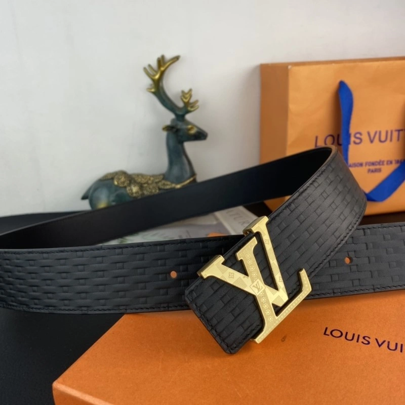 Modern Louis Vuitton Belts 300341