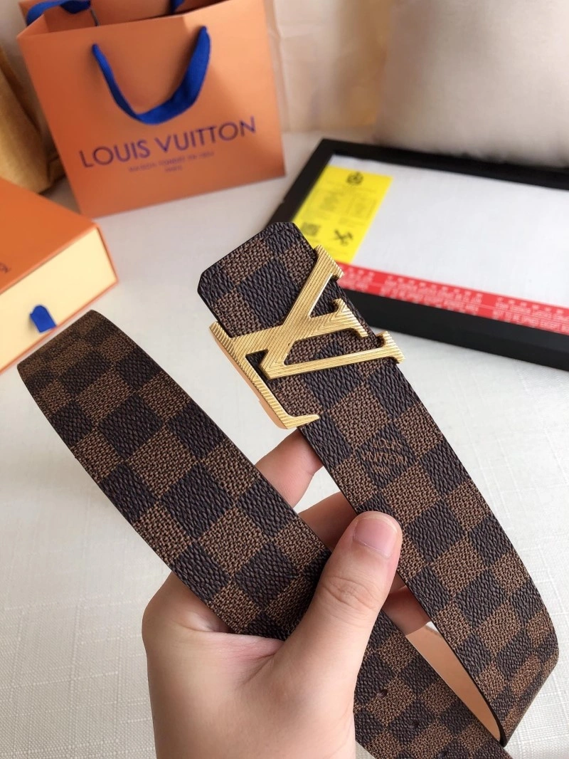 Refined Louis Vuitton Belts 300325
