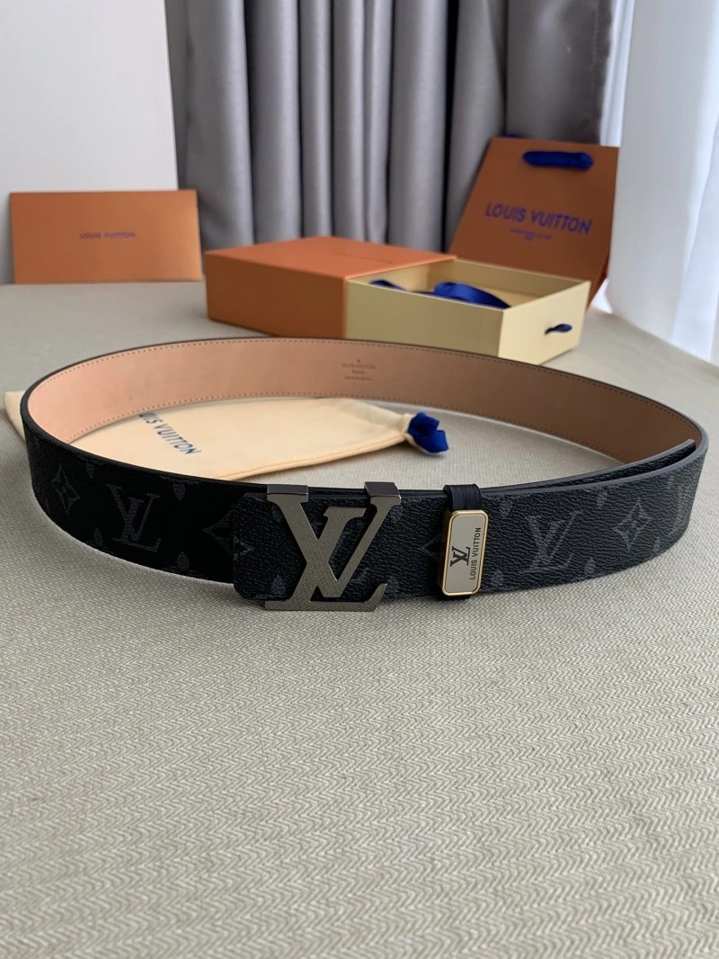 Casual Louis Vuitton Belts 300318