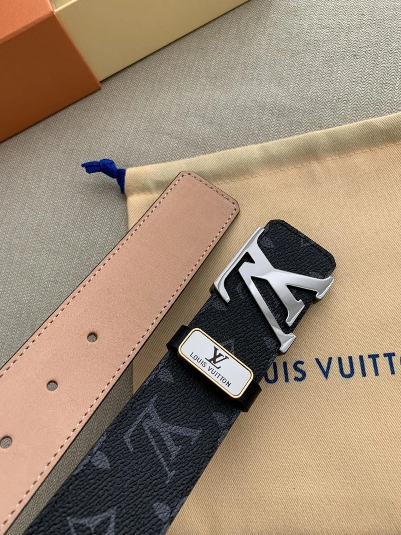 Casual Louis Vuitton Belts 300318