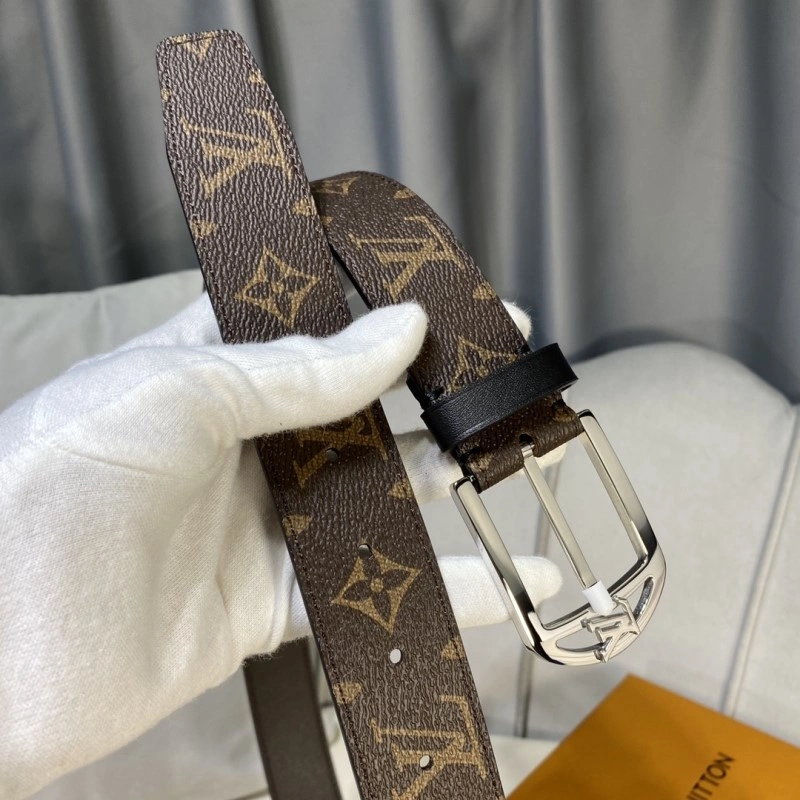 Louis Vuitton Belts Durable 300305