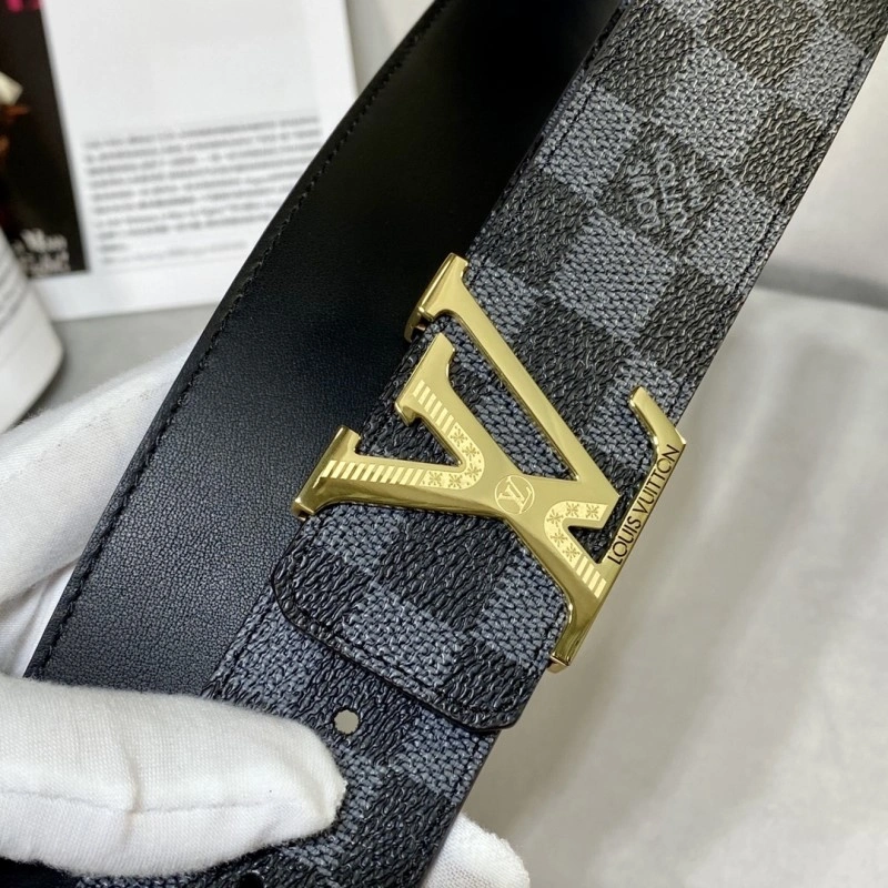 Louis Vuitton Belts Sporty 300285