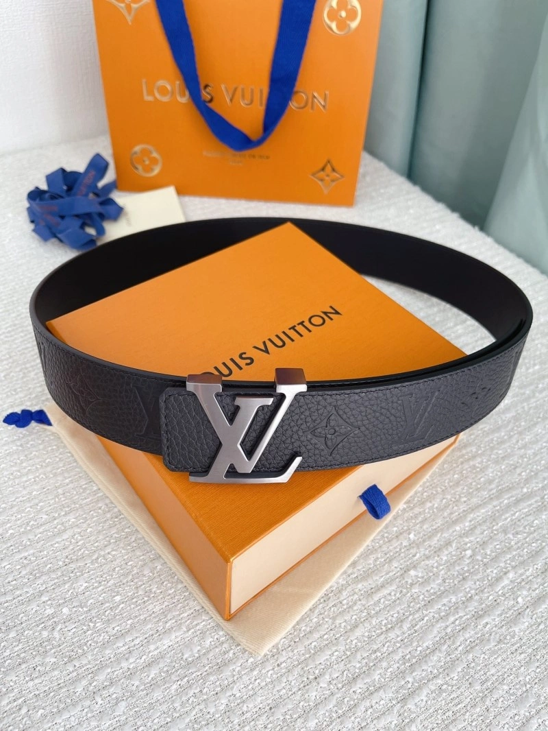 Snug Louis Vuitton Belts 300313