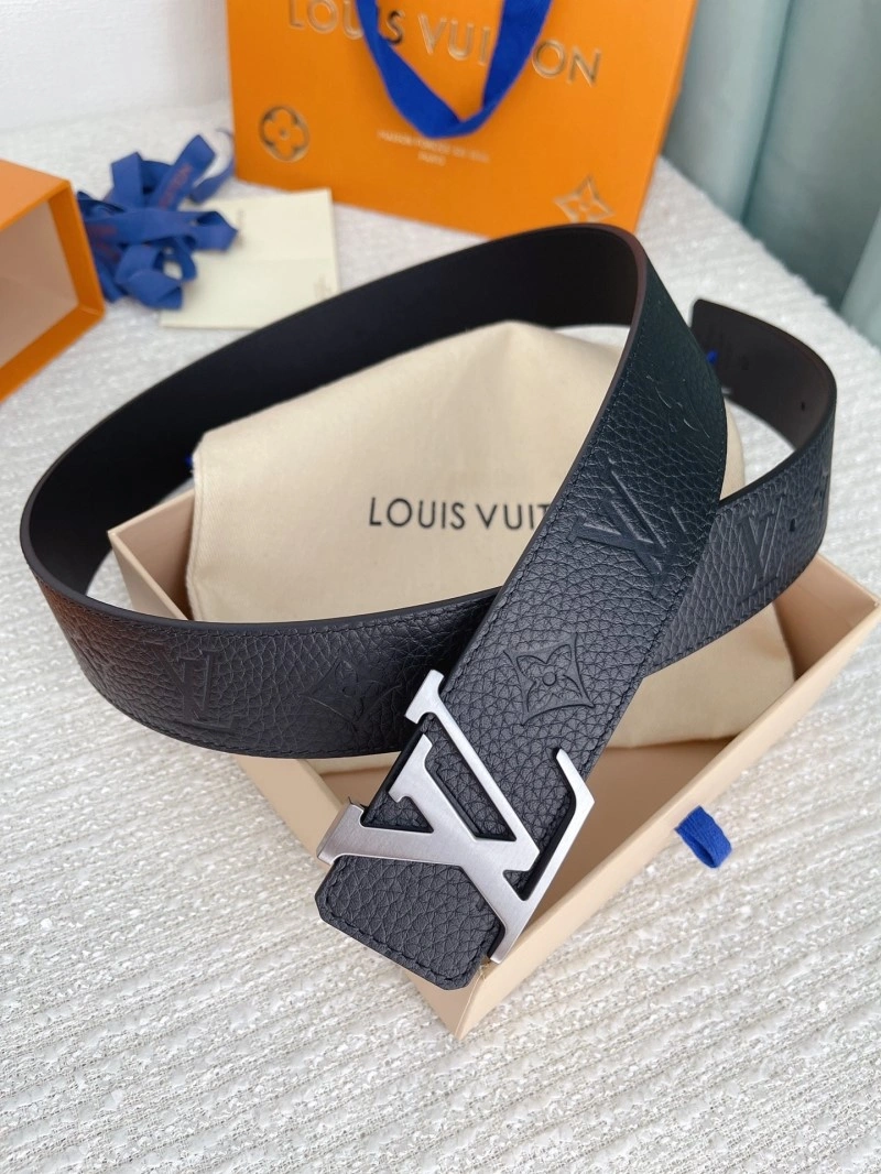 Snug Louis Vuitton Belts 300313