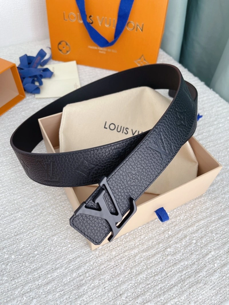 WellDesigned Louis Vuitton Belts 300286