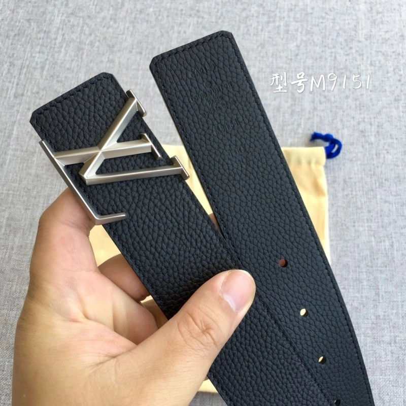 Sophisticated Louis Vuitton Belts 300291