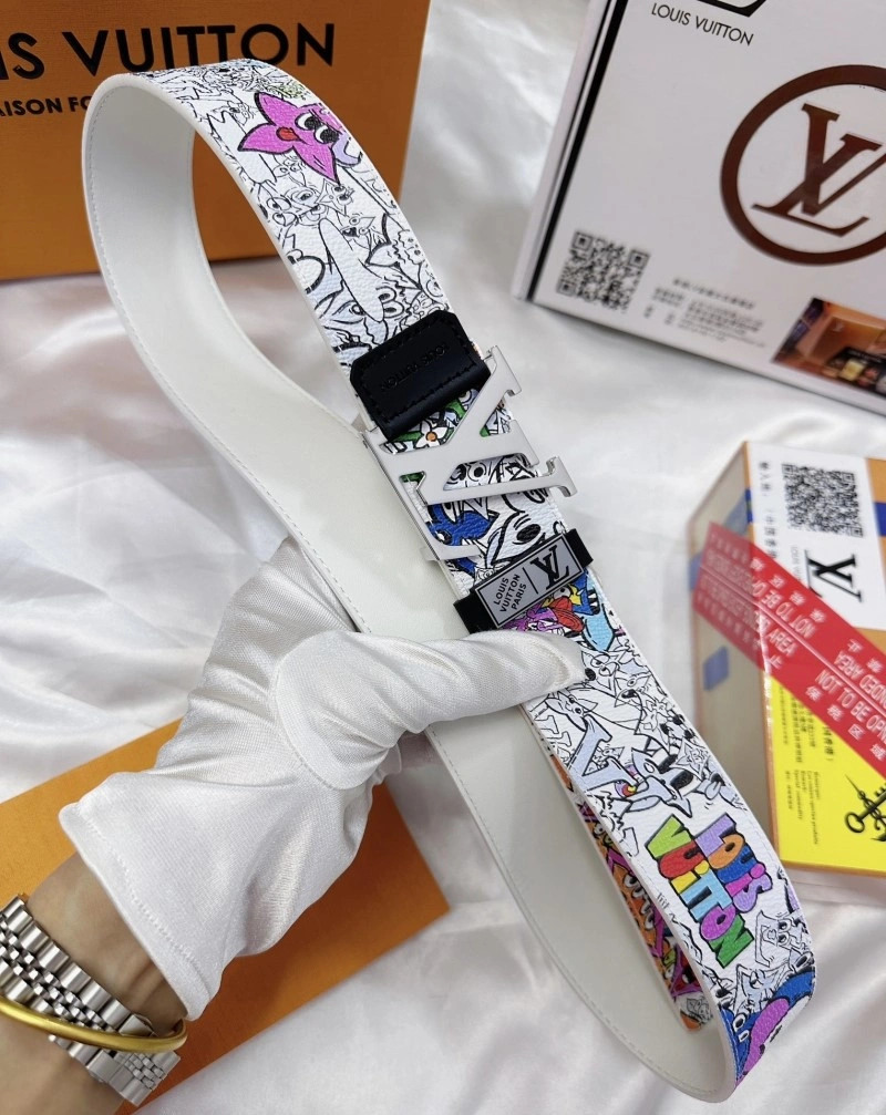 Breathable Louis Vuitton Belts 300279
