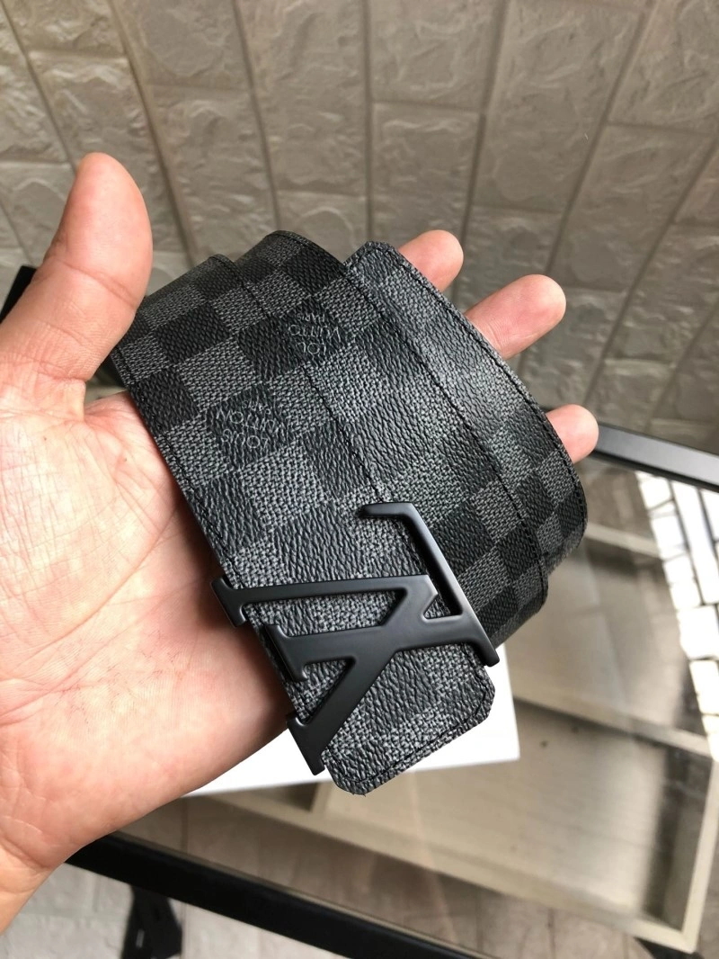 Modern Louis Vuitton Belts 300259