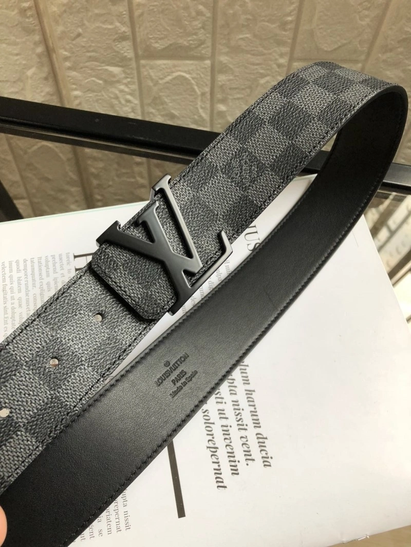 Modern Louis Vuitton Belts 300259