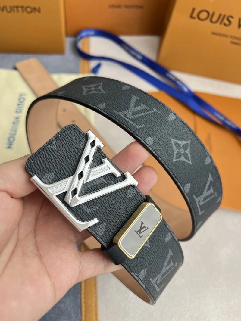 Resilient Louis Vuitton Belts 300262