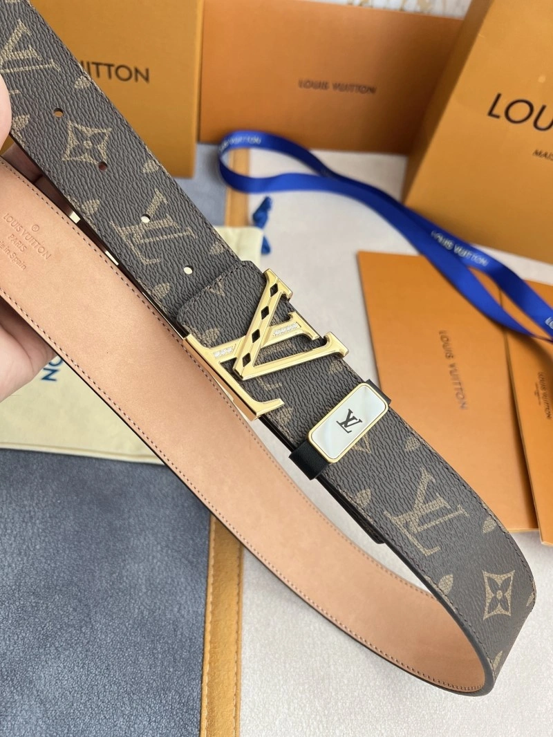 Youthful Louis Vuitton Belts 300243