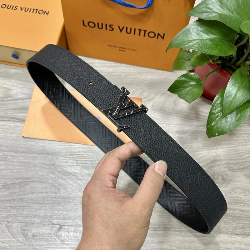 ZipUp Louis Vuitton Belts 300239