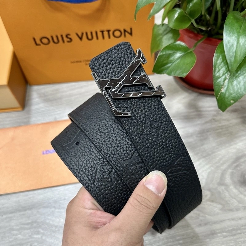 ZipUp Louis Vuitton Belts 300239