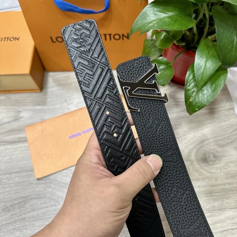 Louis Vuitton Belts EyeCatching 300235