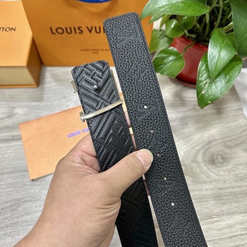 Louis Vuitton Belts EyeCatching 300235