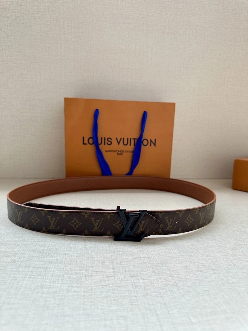 Louis Vuitton Belts Versatile 300206