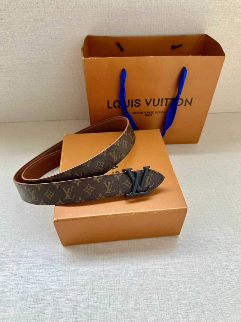 Louis Vuitton Belts Versatile 300206