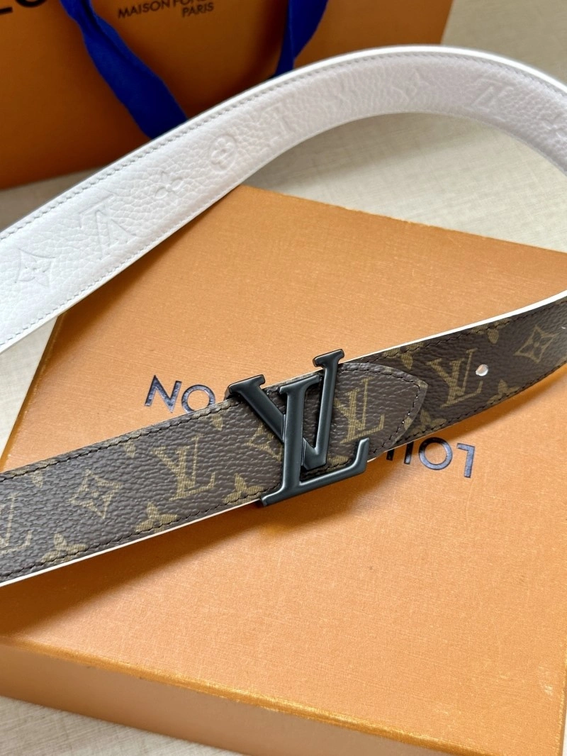 Bold Louis Vuitton Belts 300215