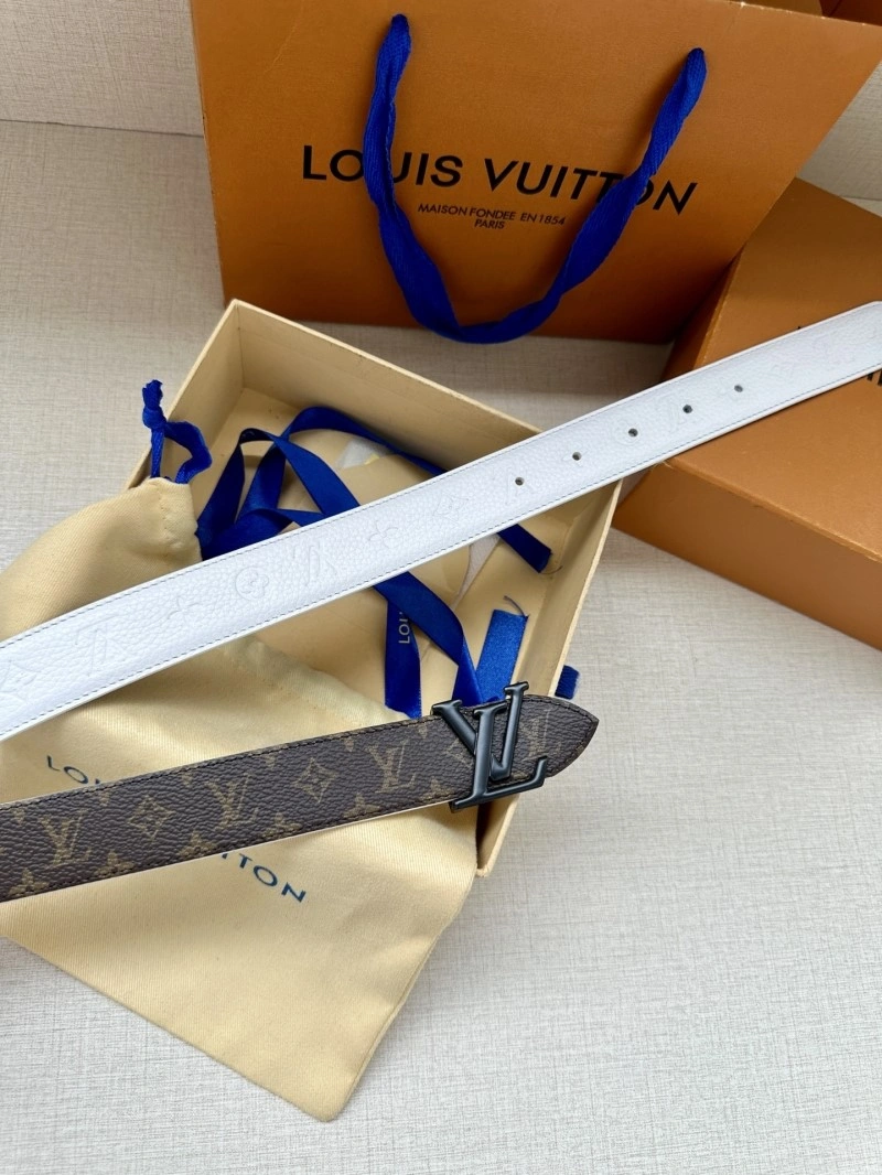Bold Louis Vuitton Belts 300215