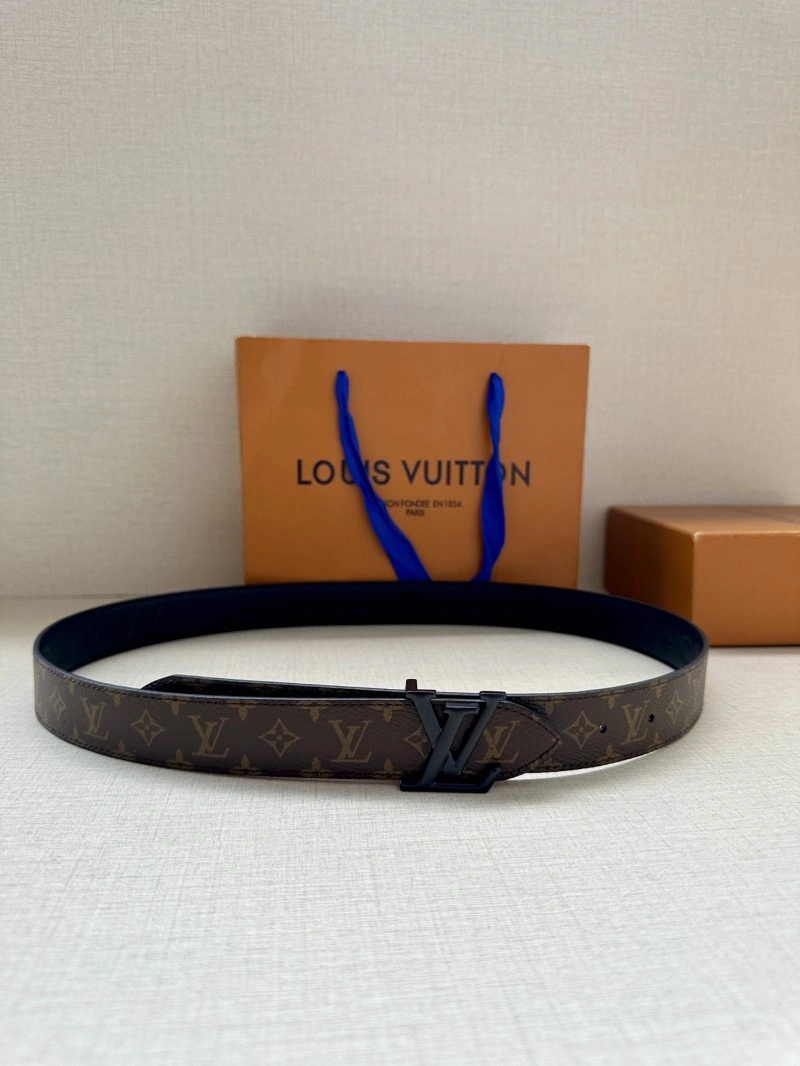 Chic Louis Vuitton Belts 300218