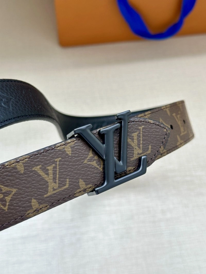 Chic Louis Vuitton Belts 300218