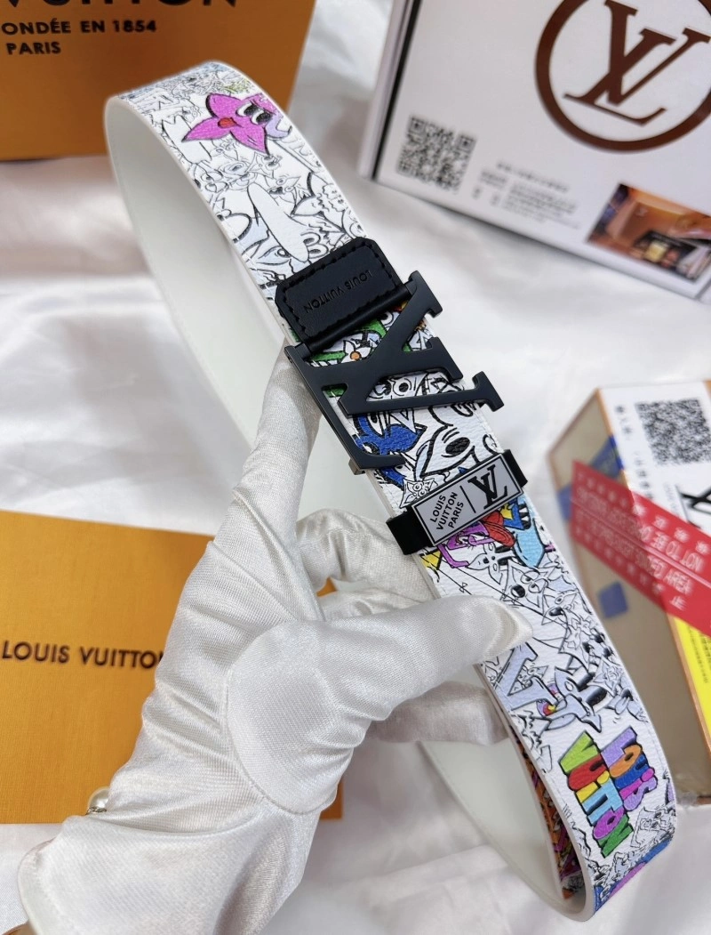 TechFriendly Louis Vuitton Belts 300208