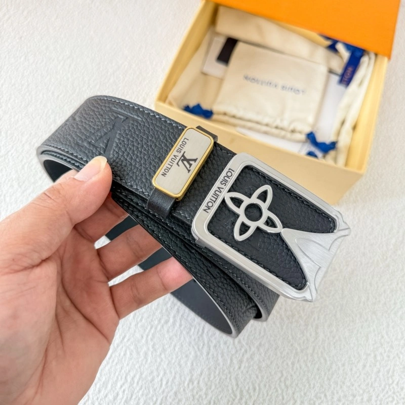 EyeCatching Louis Vuitton Belts 300207