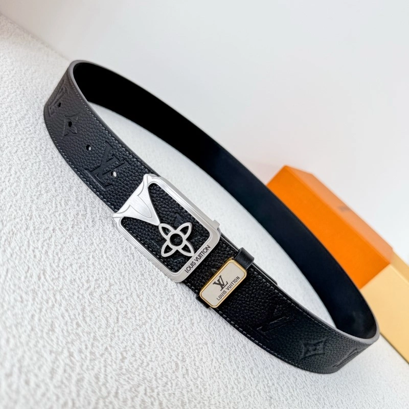 EyeCatching Louis Vuitton Belts 300207