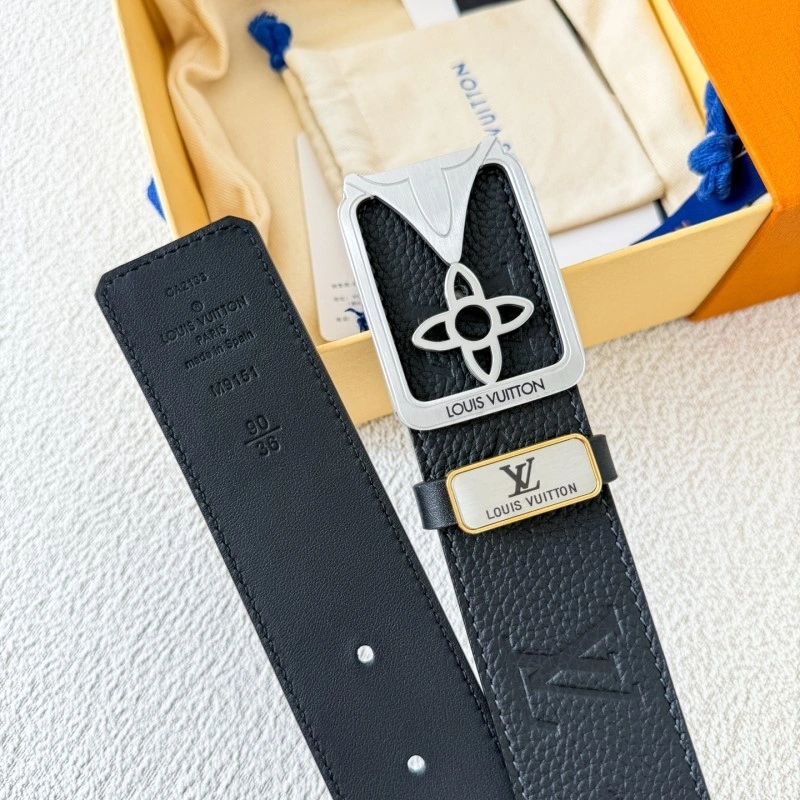 EyeCatching Louis Vuitton Belts 300207