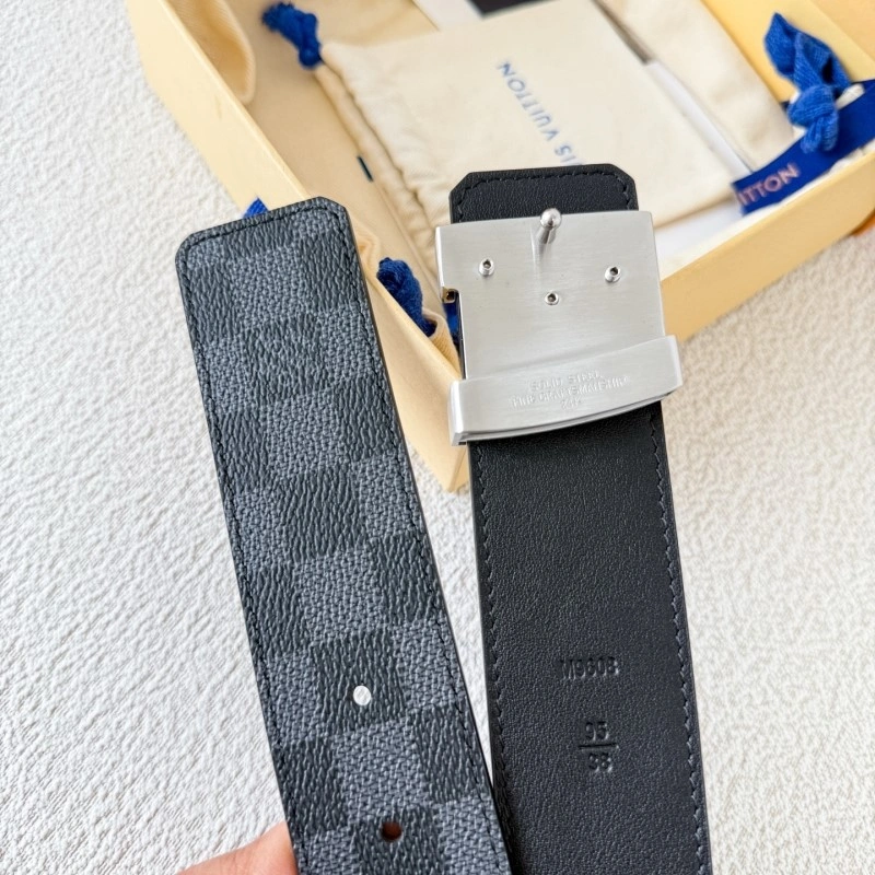 Louis Vuitton Belts UrbanStyle 300205